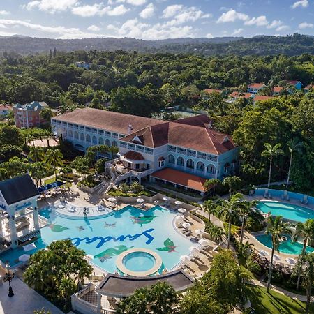 Sandals Ochi Beach All Inclusive Resort - Couples Only (Adults Only) Очо-Риос Экстерьер фото