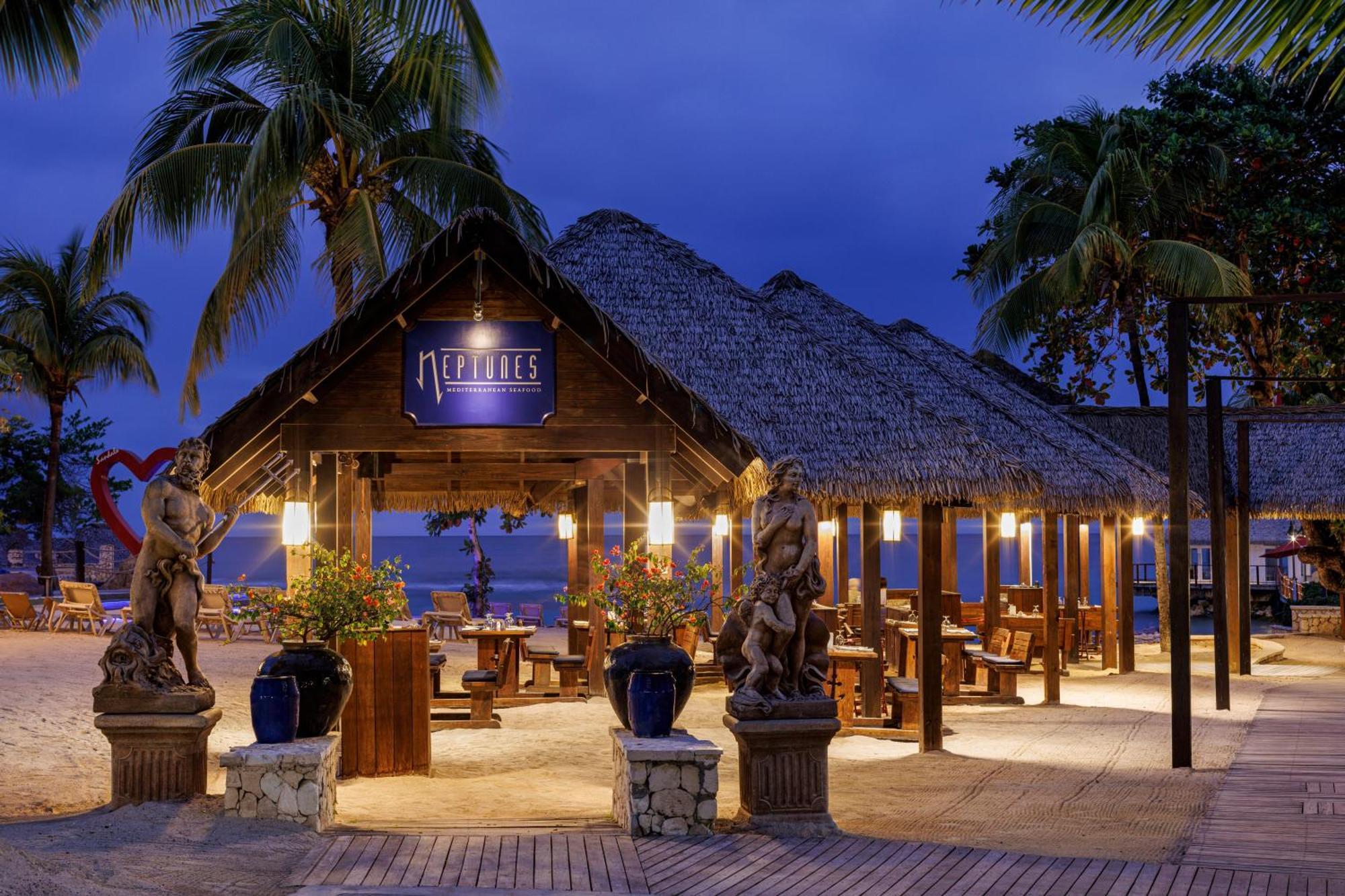 Sandals Ochi Beach All Inclusive Resort - Couples Only (Adults Only) Очо-Риос Экстерьер фото