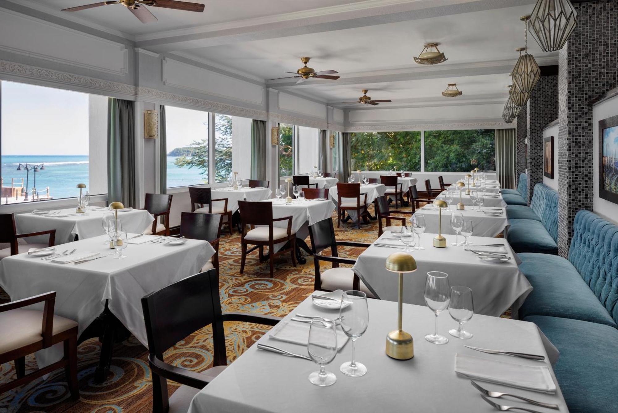 Sandals Ochi Beach All Inclusive Resort - Couples Only (Adults Only) Очо-Риос Экстерьер фото
