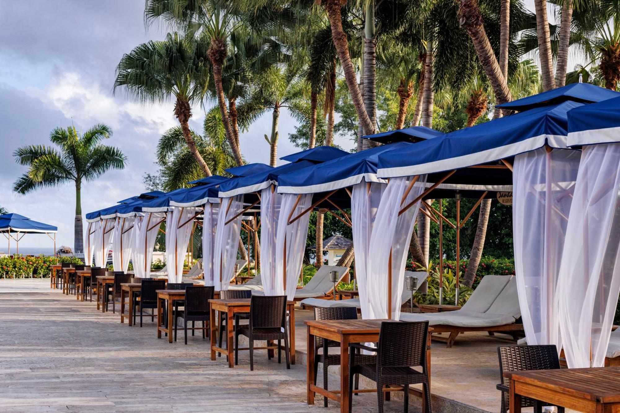 Sandals Ochi Beach All Inclusive Resort - Couples Only (Adults Only) Очо-Риос Экстерьер фото