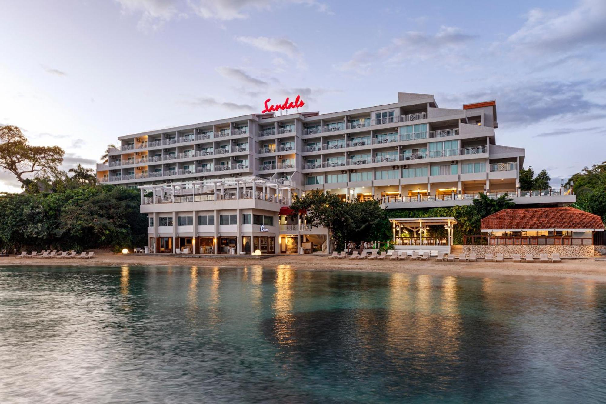 Sandals Ochi Beach All Inclusive Resort - Couples Only (Adults Only) Очо-Риос Экстерьер фото