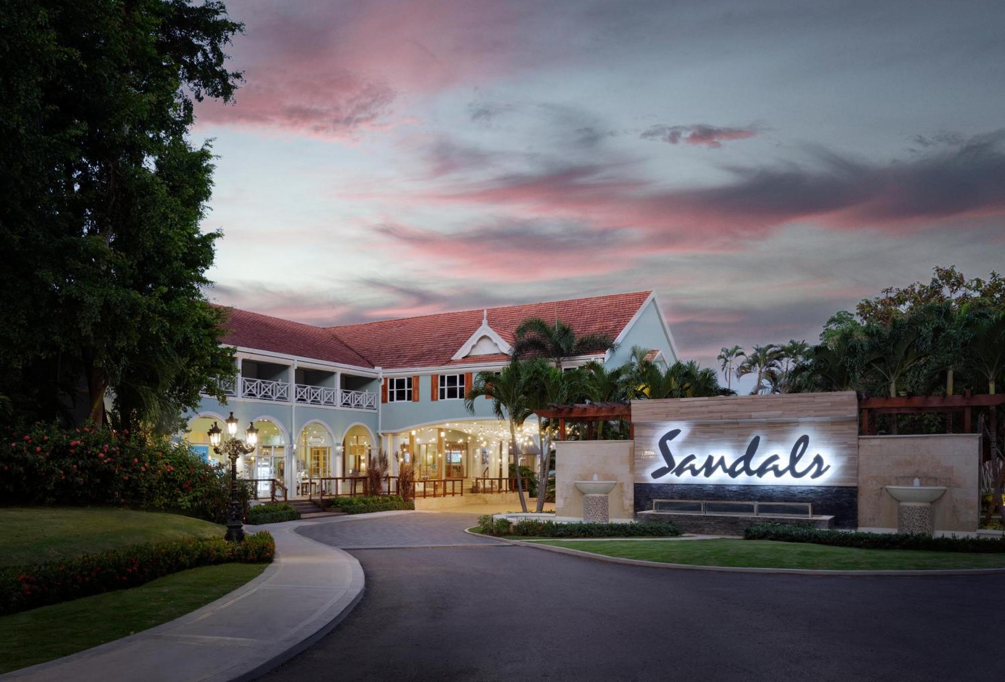 Sandals Ochi Beach All Inclusive Resort - Couples Only (Adults Only) Очо-Риос Экстерьер фото